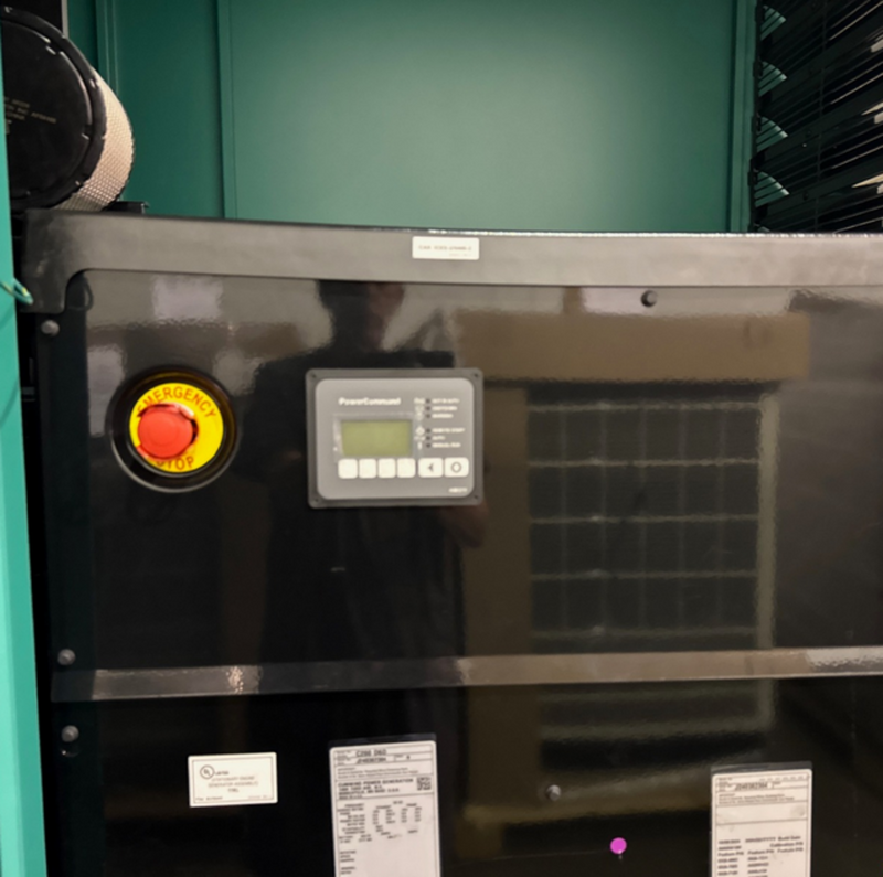 Load image into Gallery viewer, Controller and e-stop view of Cummins C125D6D, C150D6D, and C200D6D diesel generator