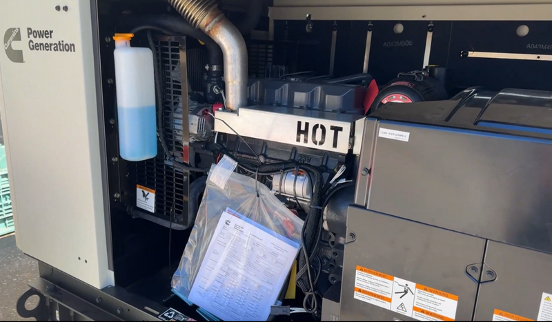 Load image into Gallery viewer, Cummins C20D6 view of the generator engine